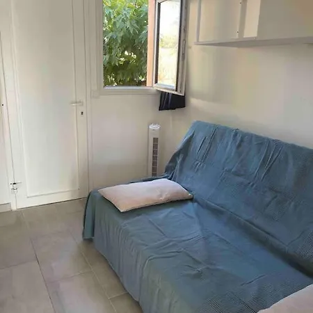 Logement Avec Jardin Et Piscine Vue Mer. Apartament *