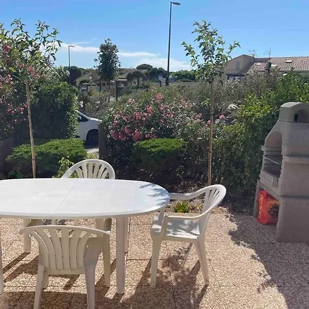 Logement Avec Jardin Et Piscine Vue Mer. Apartament *